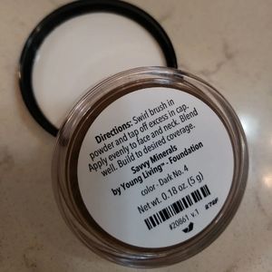 New dark # 4 savvy minerals foundation YL